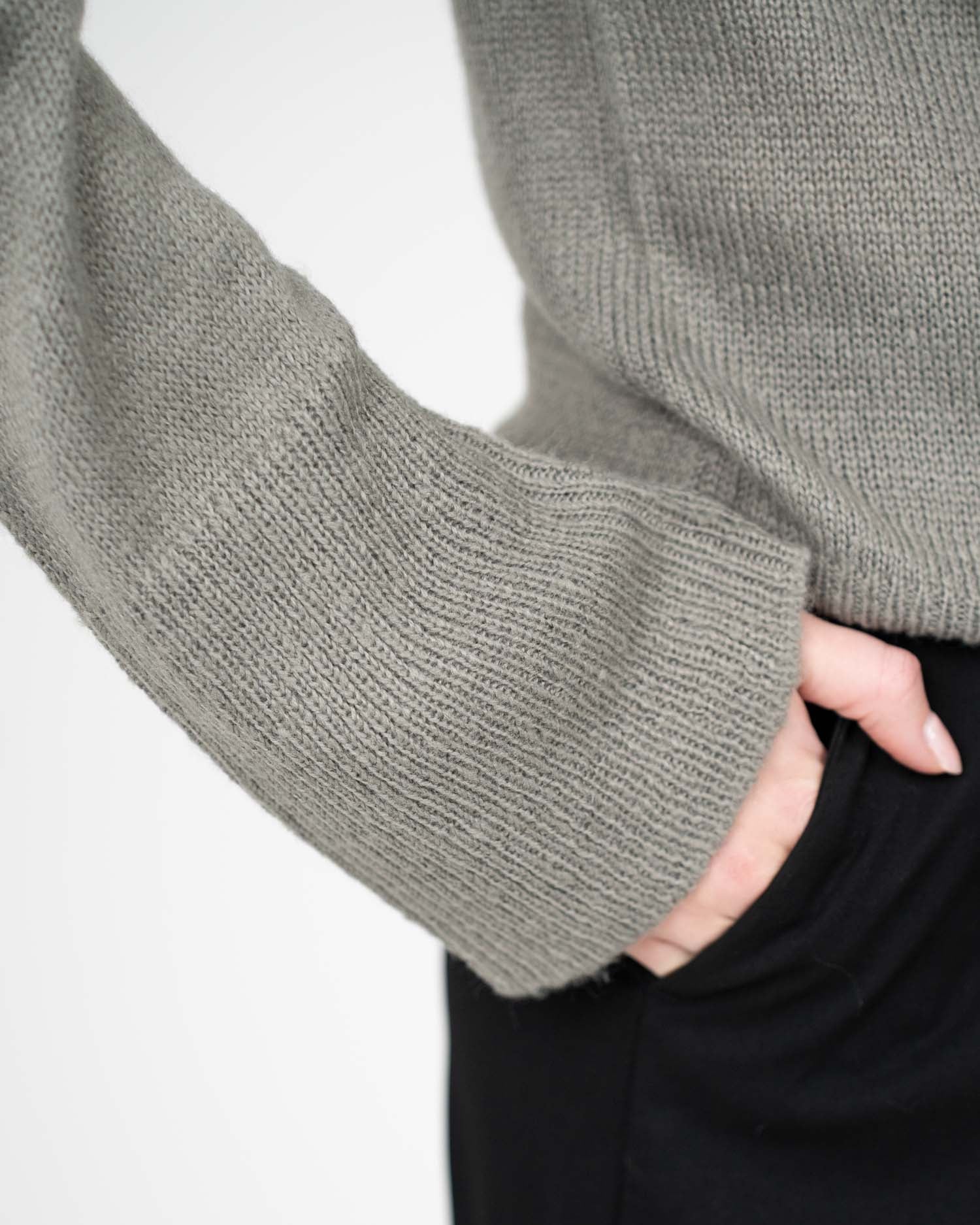 Asymmetrical cardigan gray - Image 9