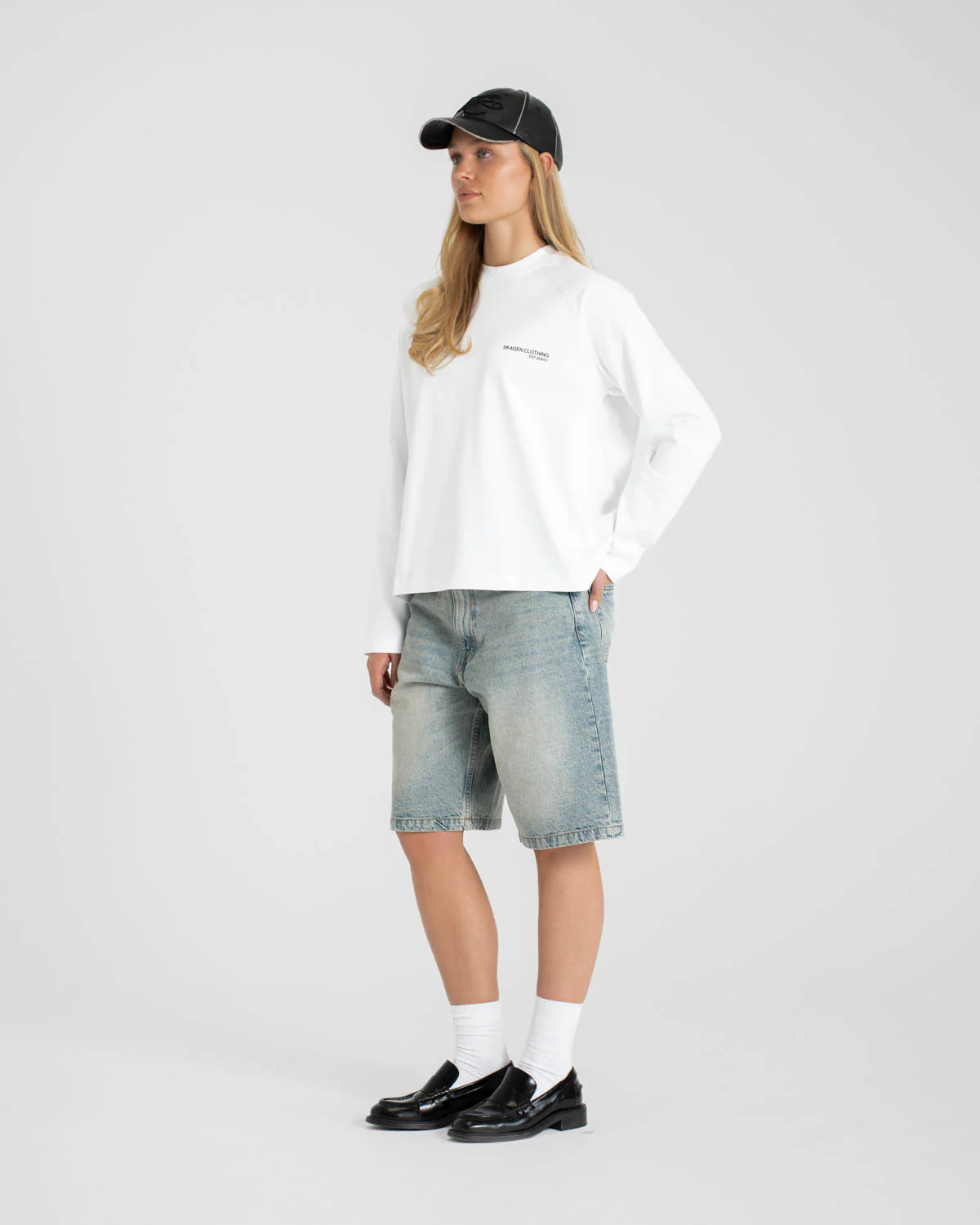 Everyday Essential Raglan Longsleeve White dame - Image 6