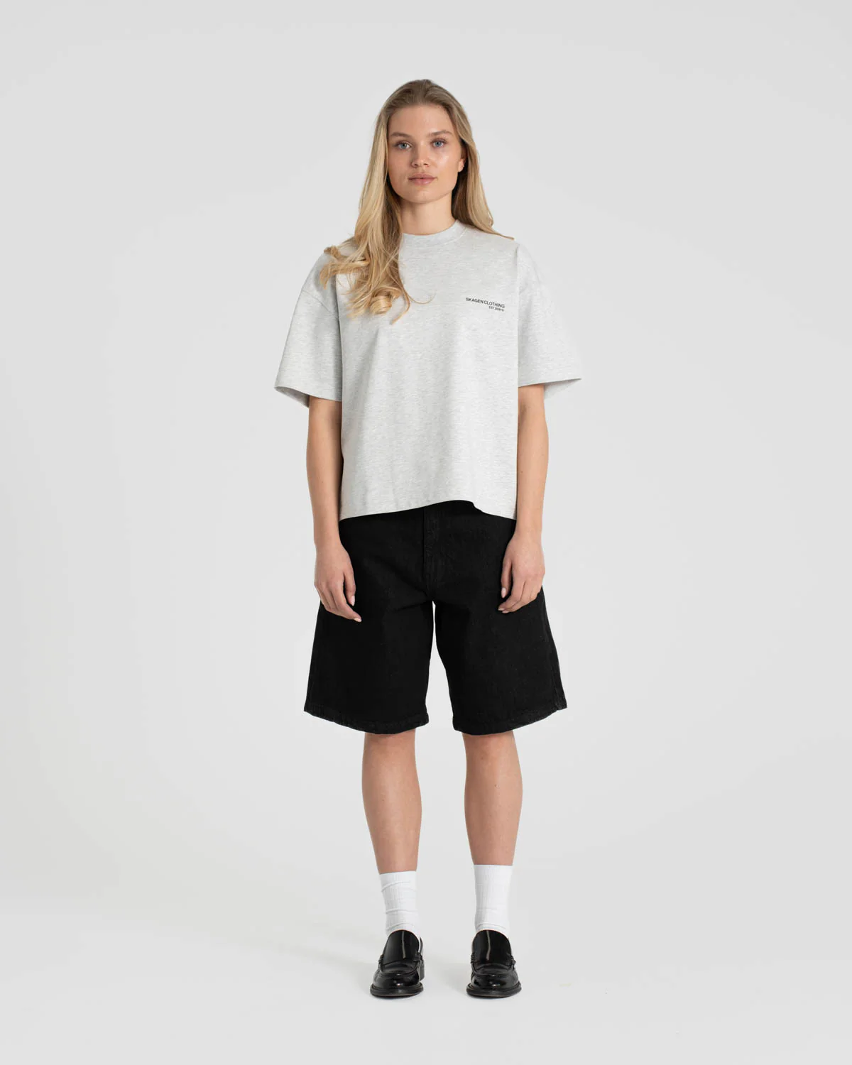 Everyday Essential T-Shirt Grey dame - Image 4