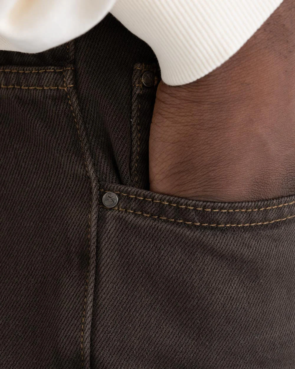Jorts Brown - Image 9
