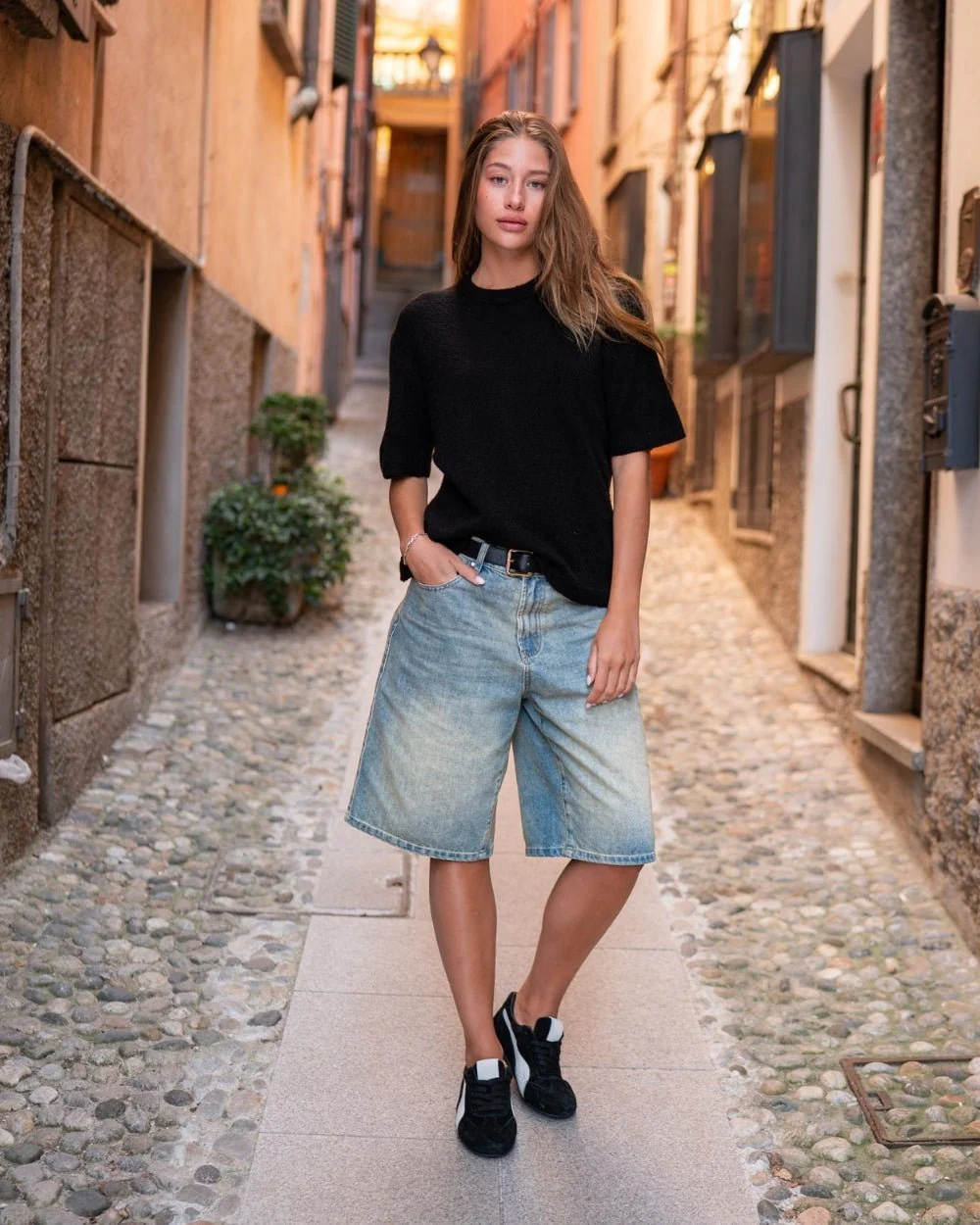 Knitted T-Shirt Black - Image 3