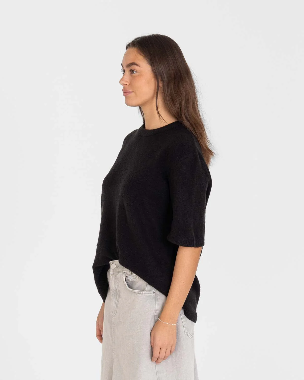 Knitted T-Shirt Black - Image 4