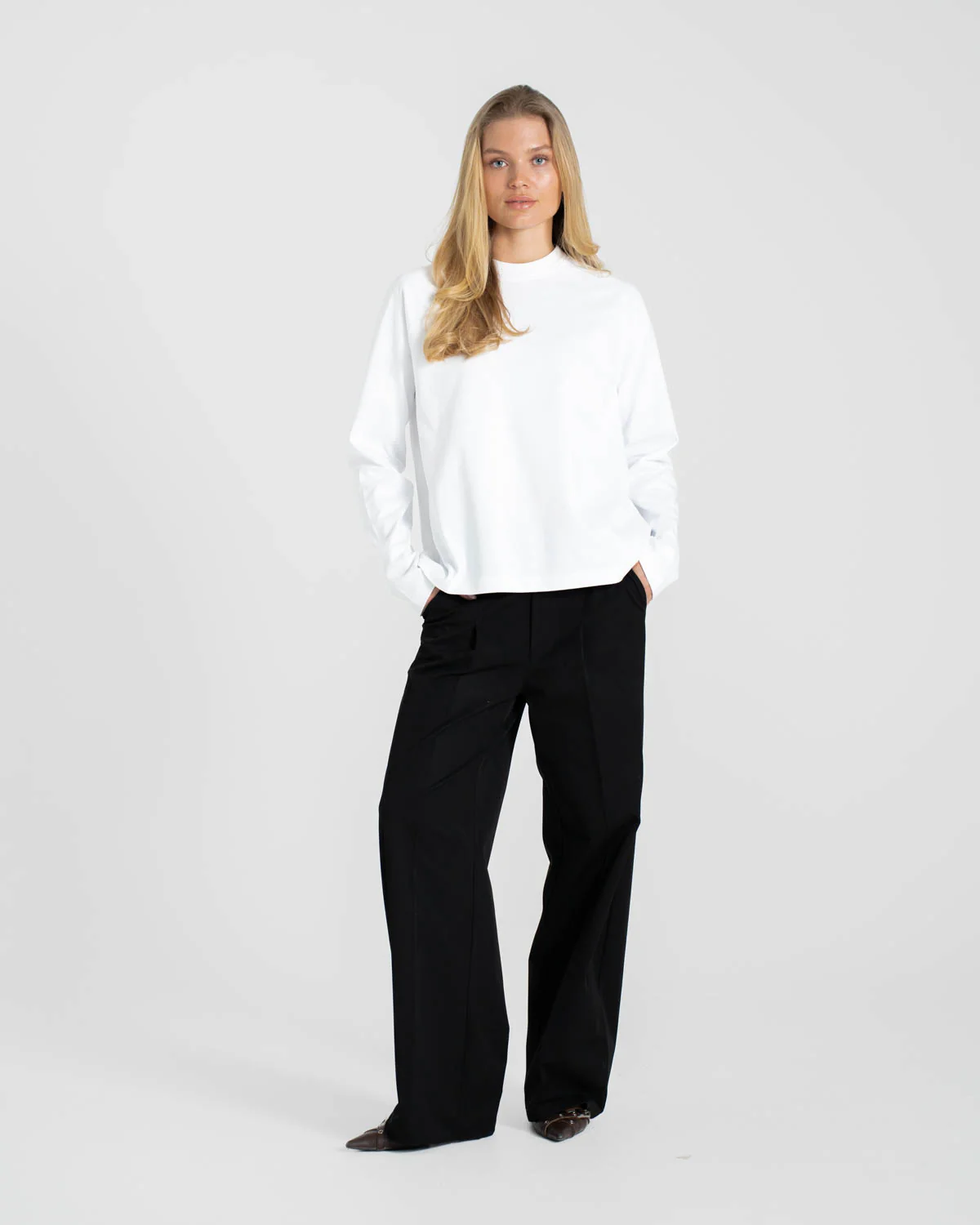 Raglan Longsleeve T-shirt White - Image 6