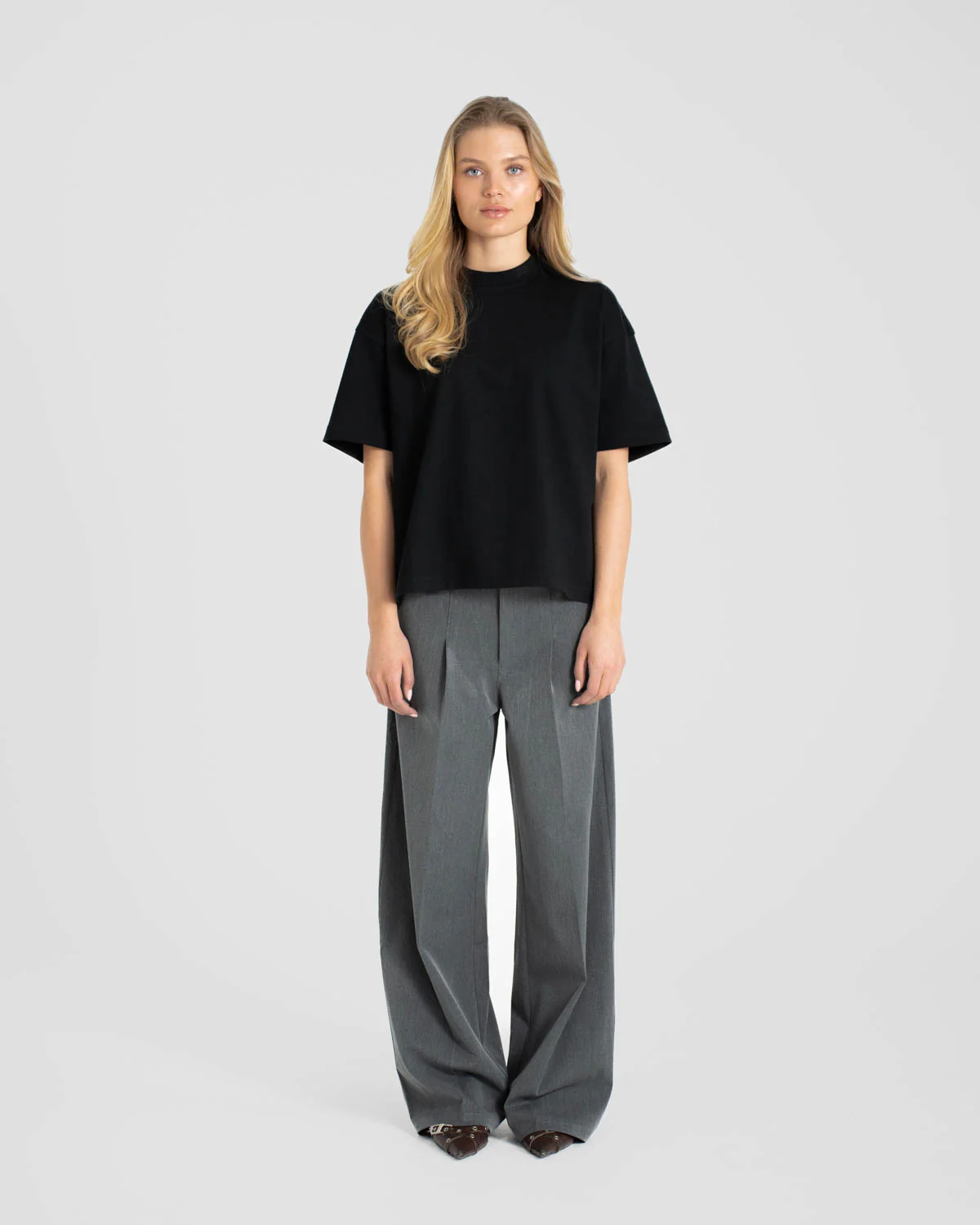 Blank T-shirt Black - Image 4